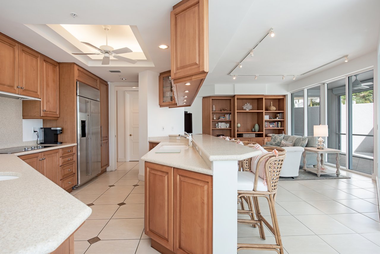 4151 Gulf Shore BLVD N 201