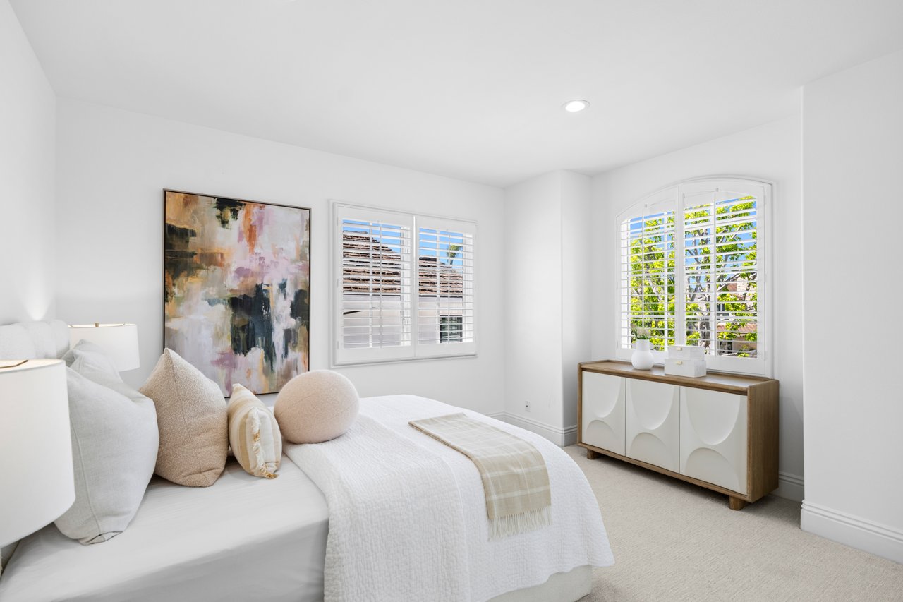 1943 Port Provence Place