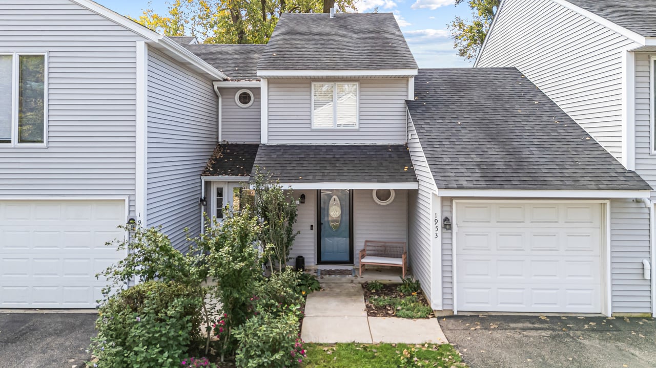 1953 Charles Ln