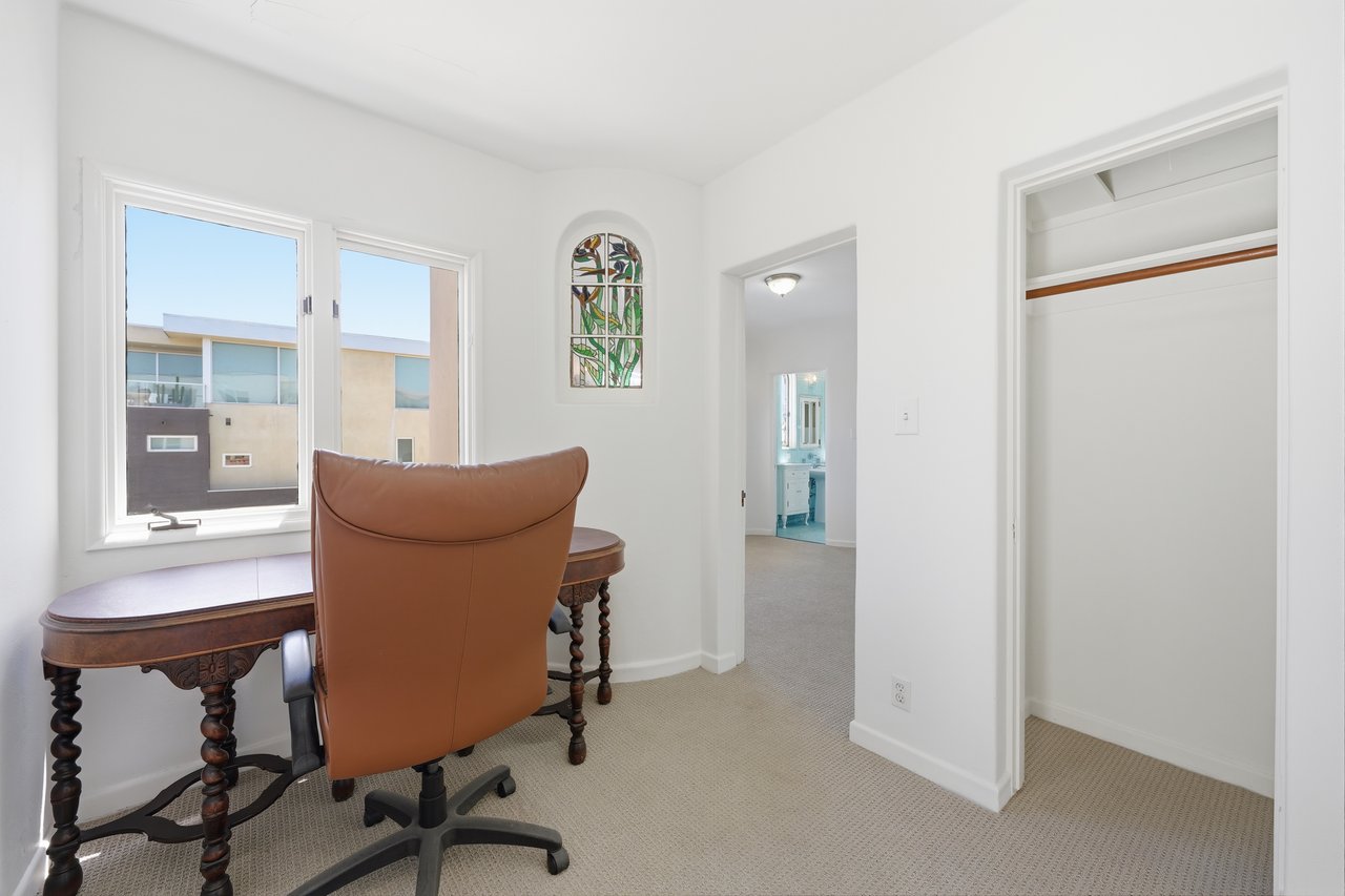 1602 The Strand (Entire Property)