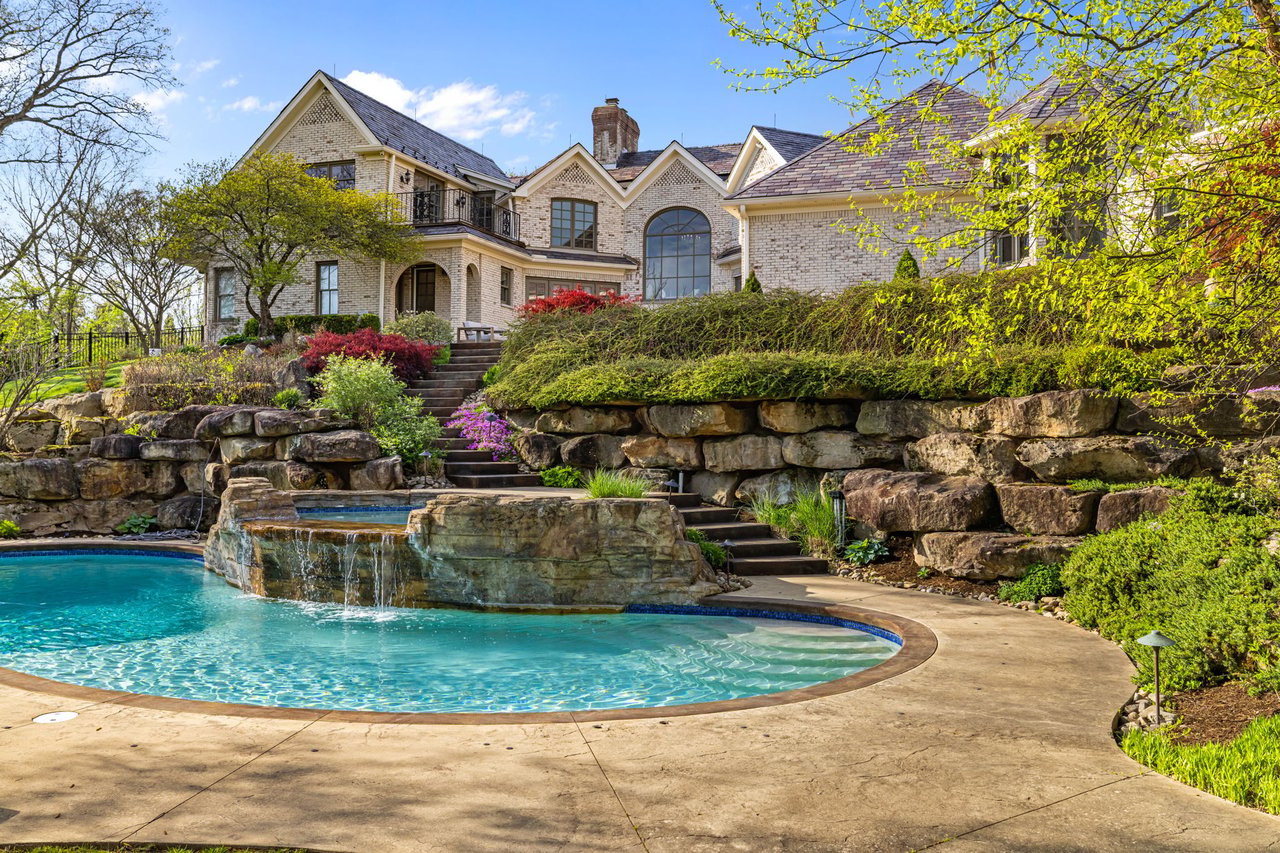 Sewickley Hills Luxury Estate on 10 Acres