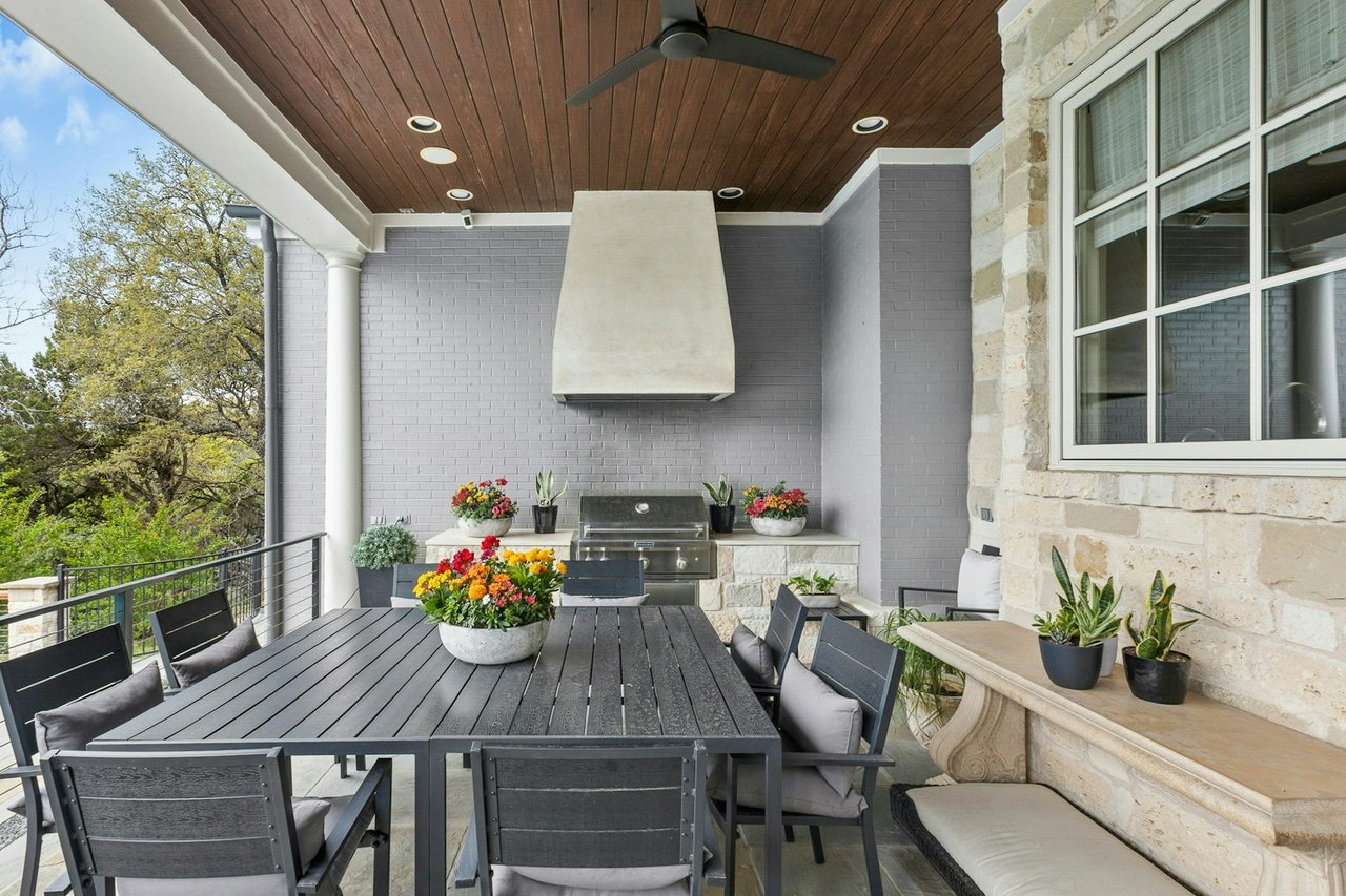 Coming Soon in Barton Creek!