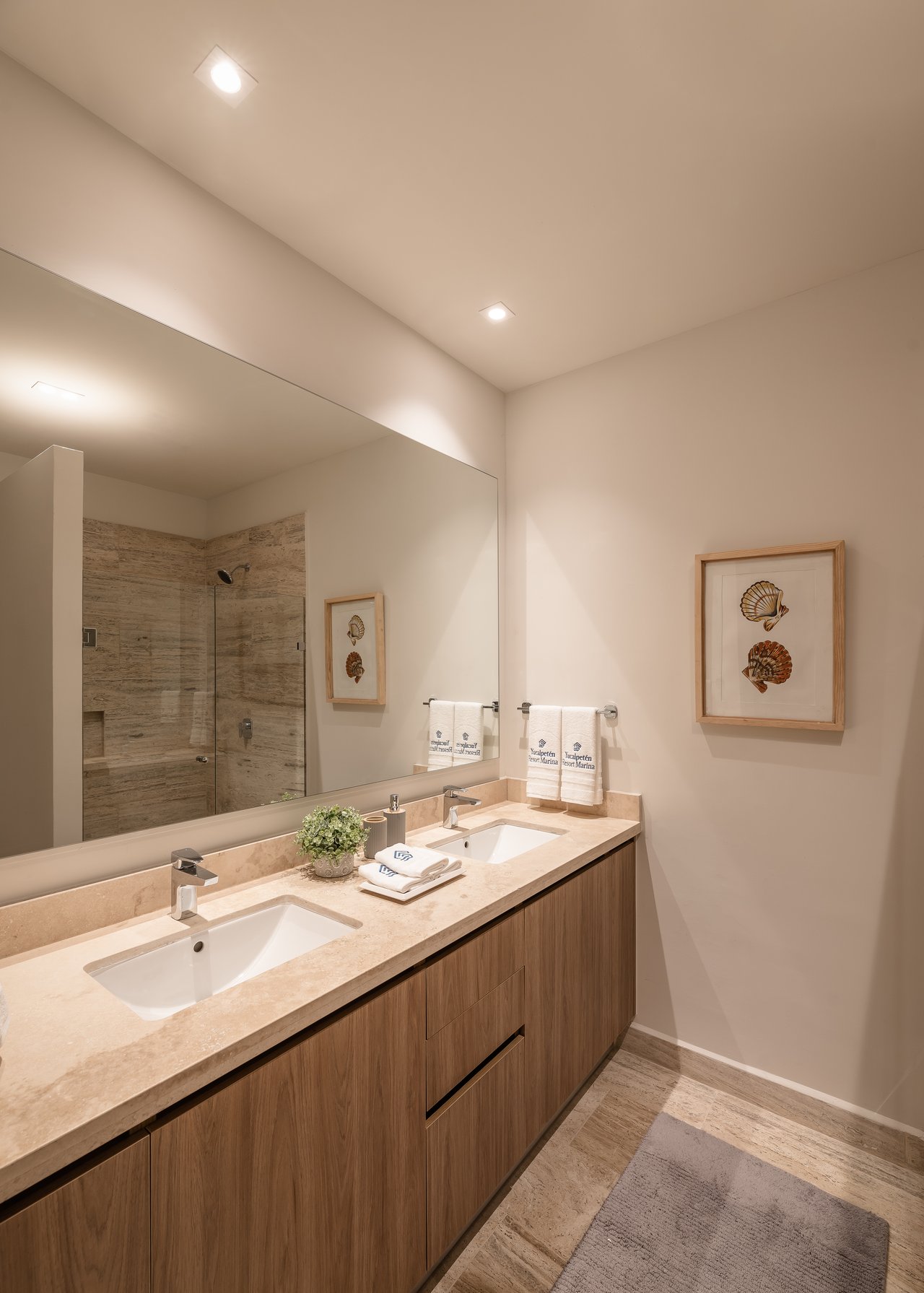 Yucalpetén Resort Marina 