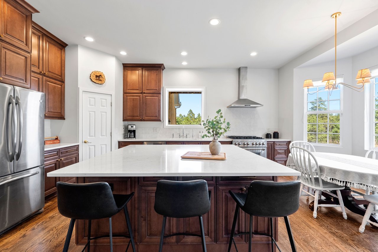 17521 Abert Ridge View