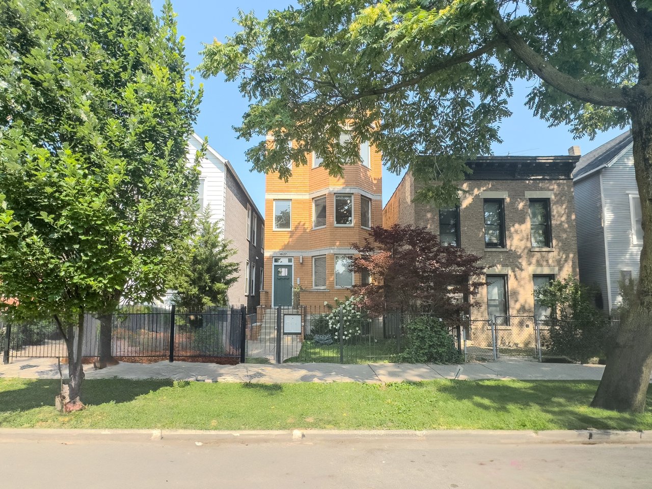 Bucktown Condo Under Sale in Days
