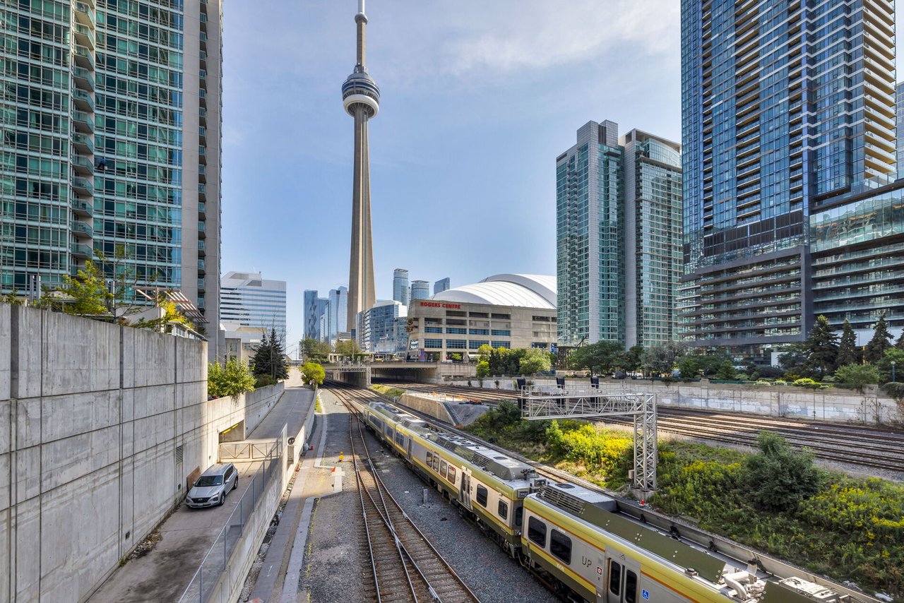 397 Front Street #605