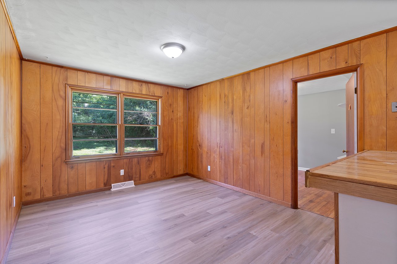 4 Bedrooms!! MADISON CITY SCHOOLS!!!