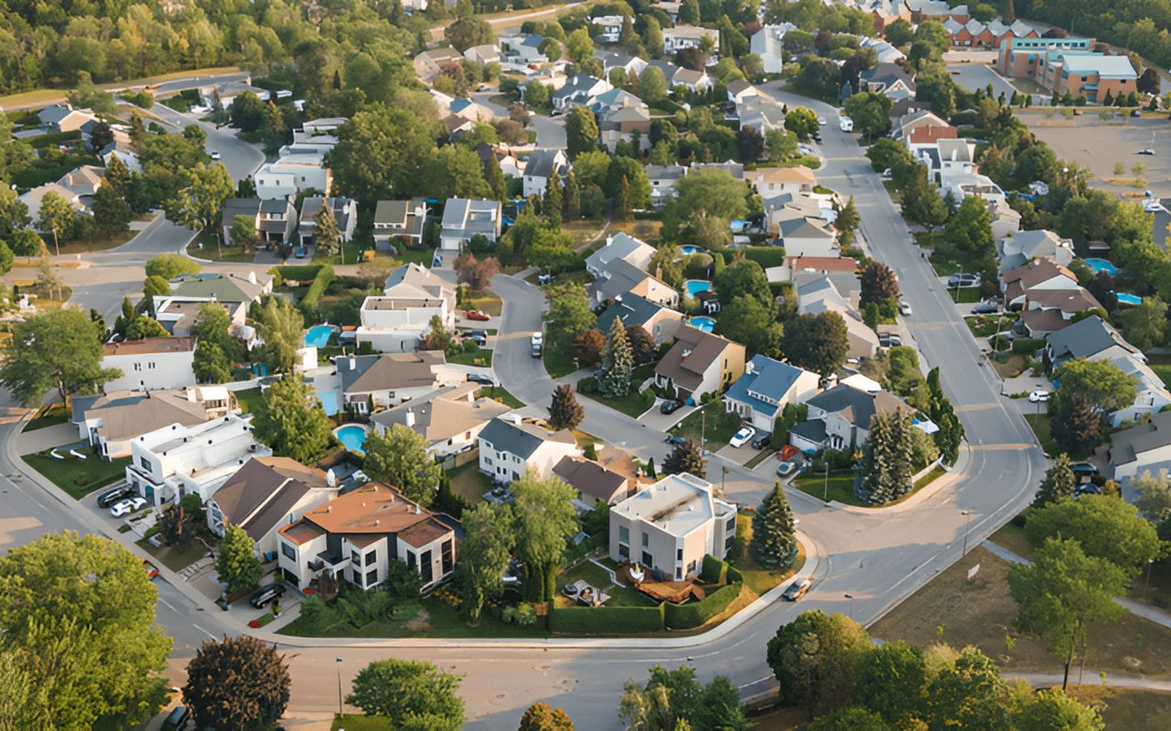 What Happens to the Housing Market When the Economy Slows Down?