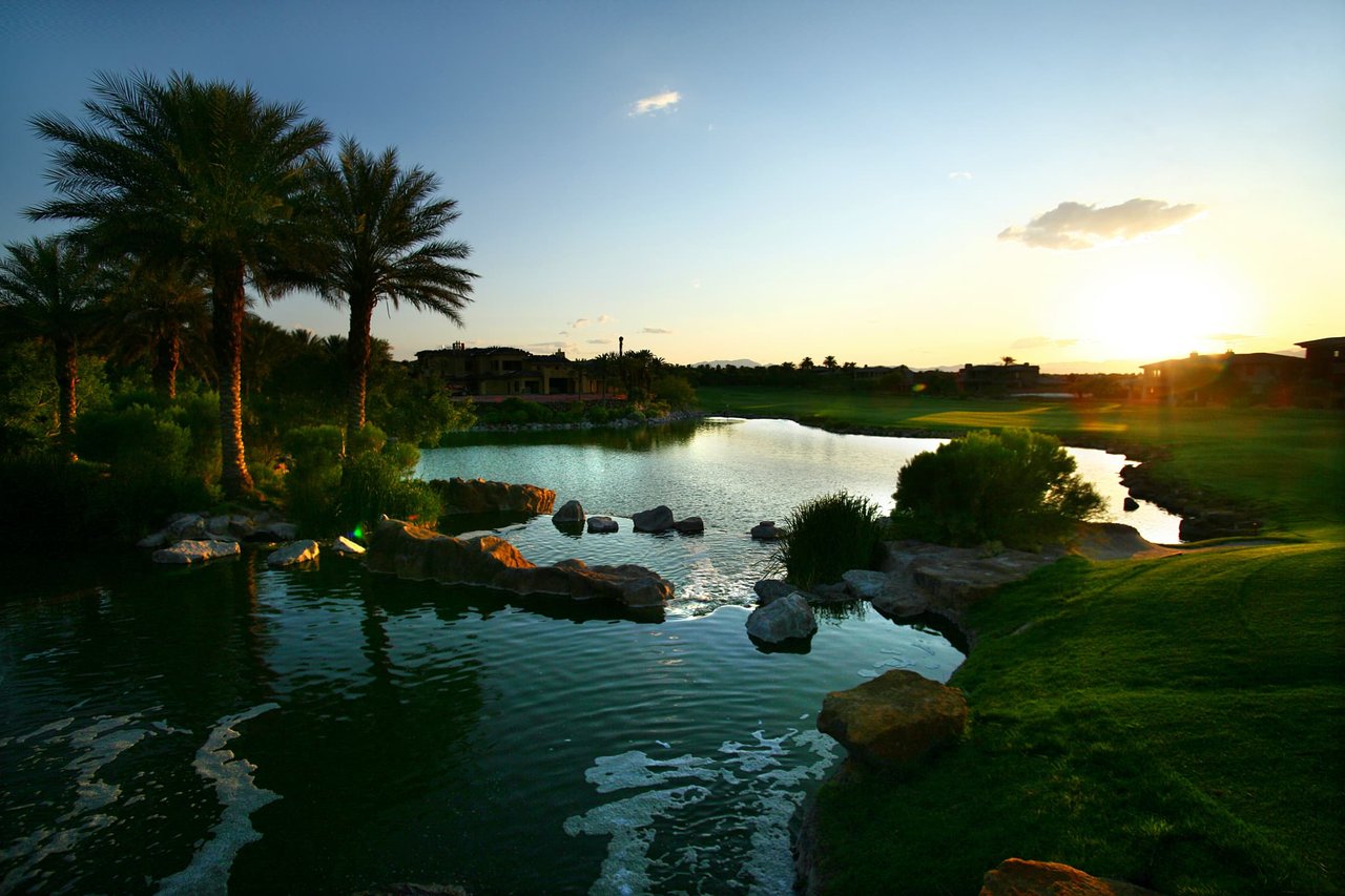 ⛳ How Is DragonRidge Golf Course Compared to All Other Luxury Golf Courses in Las Vegas?
