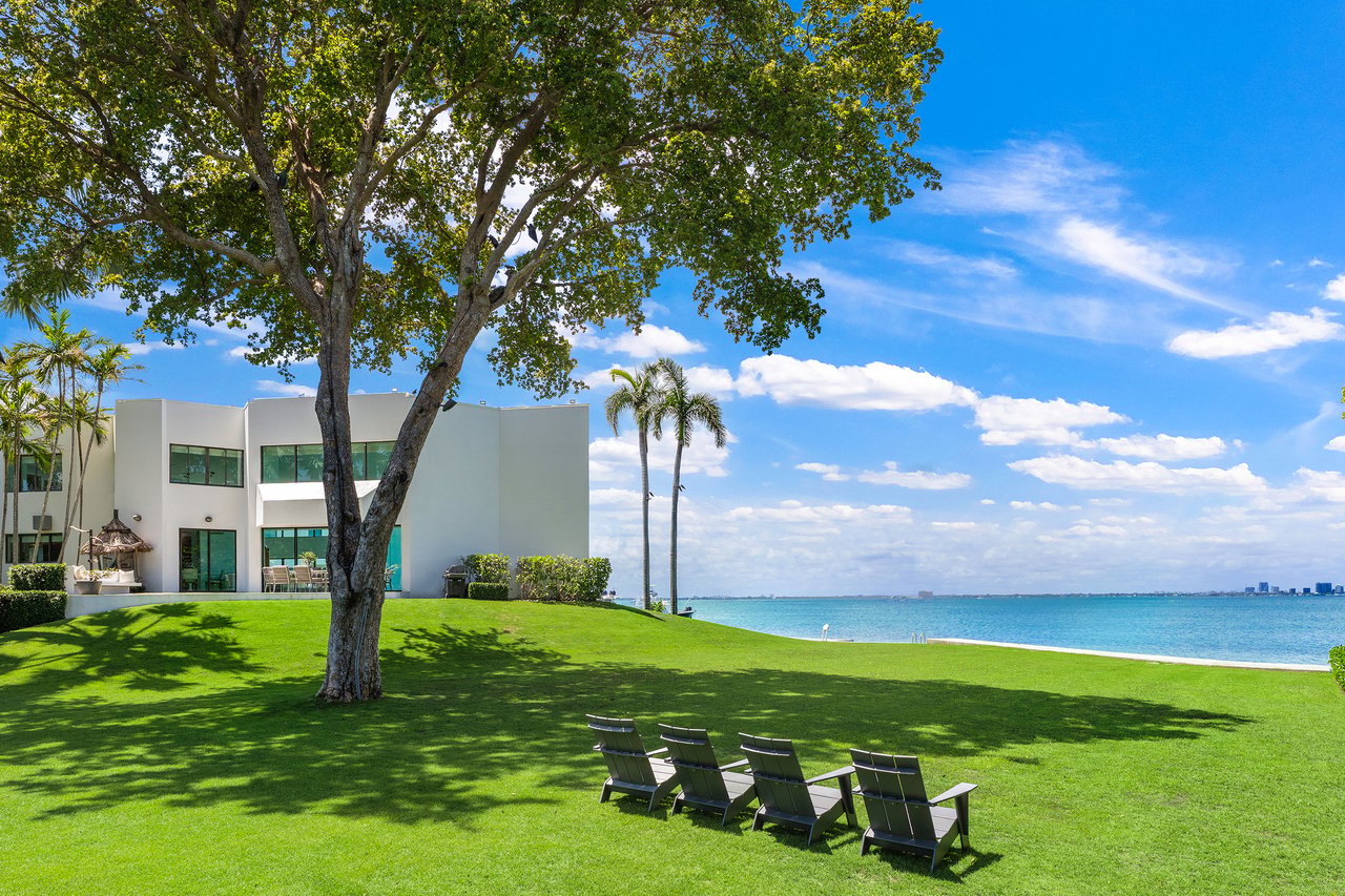 One of America’s Most Iconic Waterfront Estates