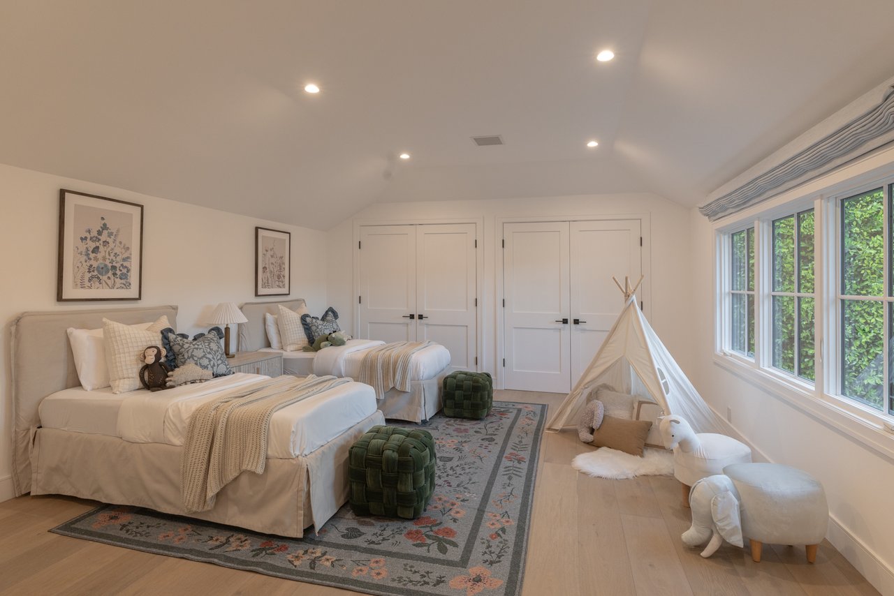 550 Spoleto Dr, Pacific Palisades