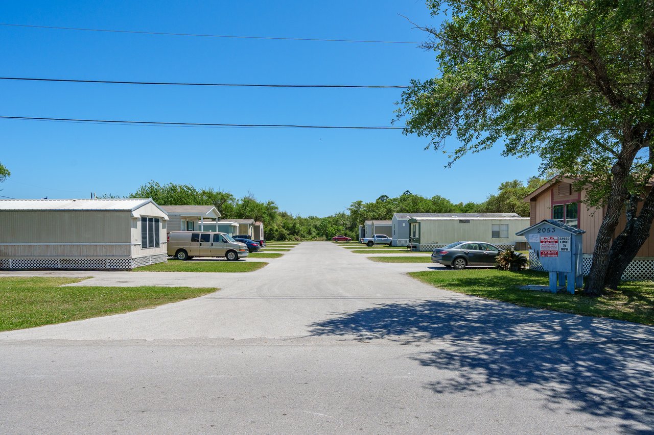 ROADRUNNER MOBILE HOME PARK