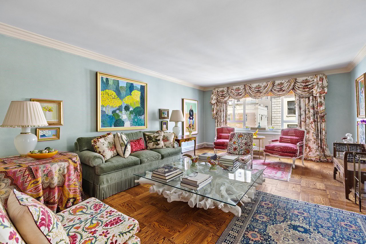30 East 62 Street, 8A