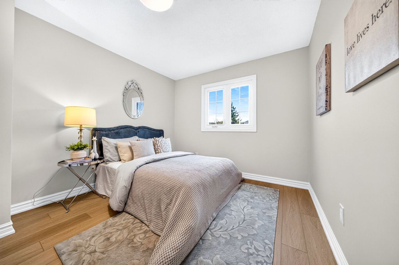 109 Valleymede Dr