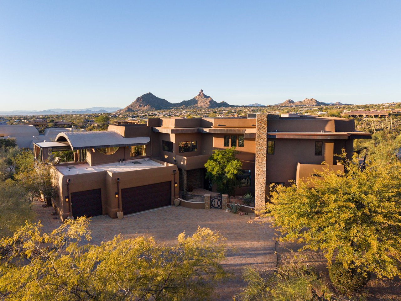 10570 E Pinnacle Peak Road