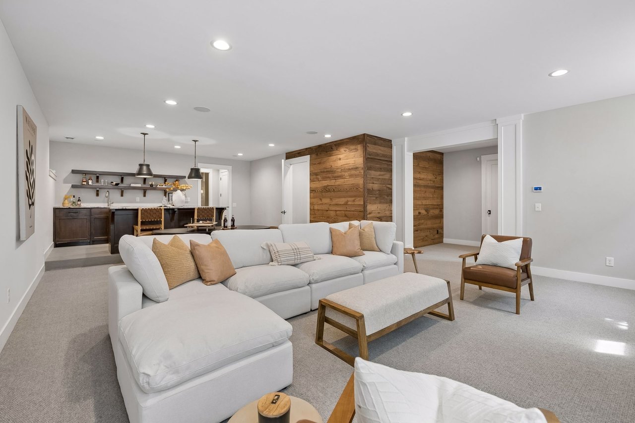 4240 Sidell Trail, Edina