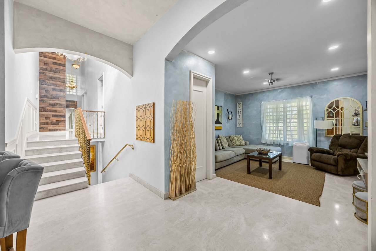 Luxury Income-Producing Estate | Carolina, Puerto Rico