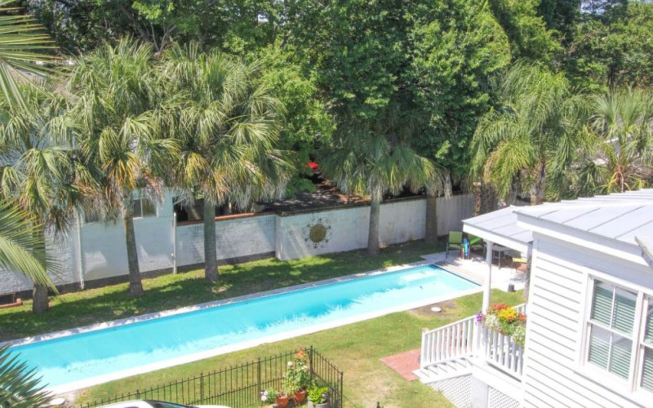 For Sale – Homes with Pools