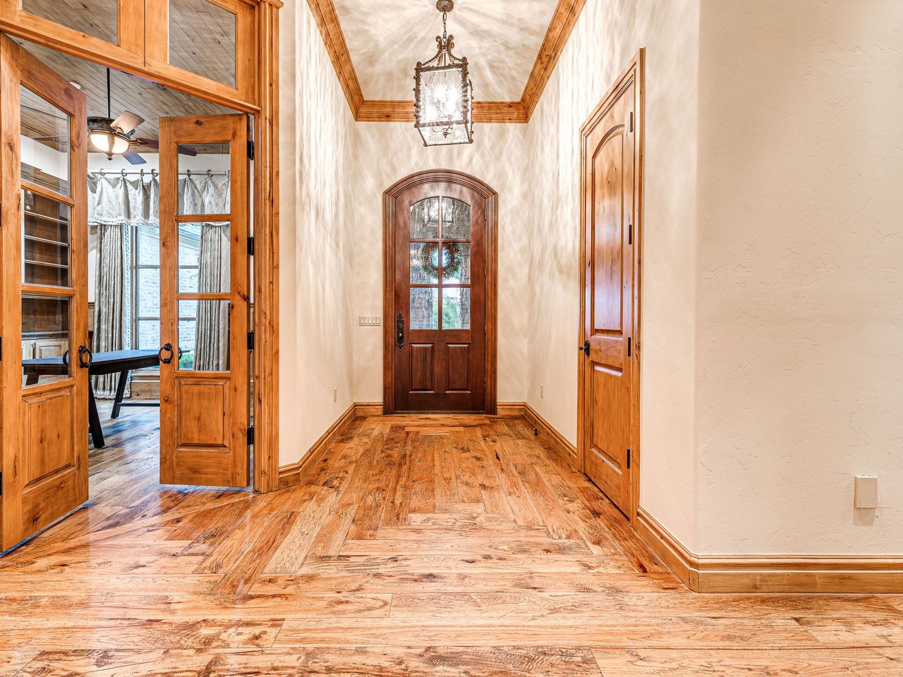 The Listing of the Week: 15613 Via Sierra – Esperanza Addition - Wyatt Poindexter - The Agency Oklahoma