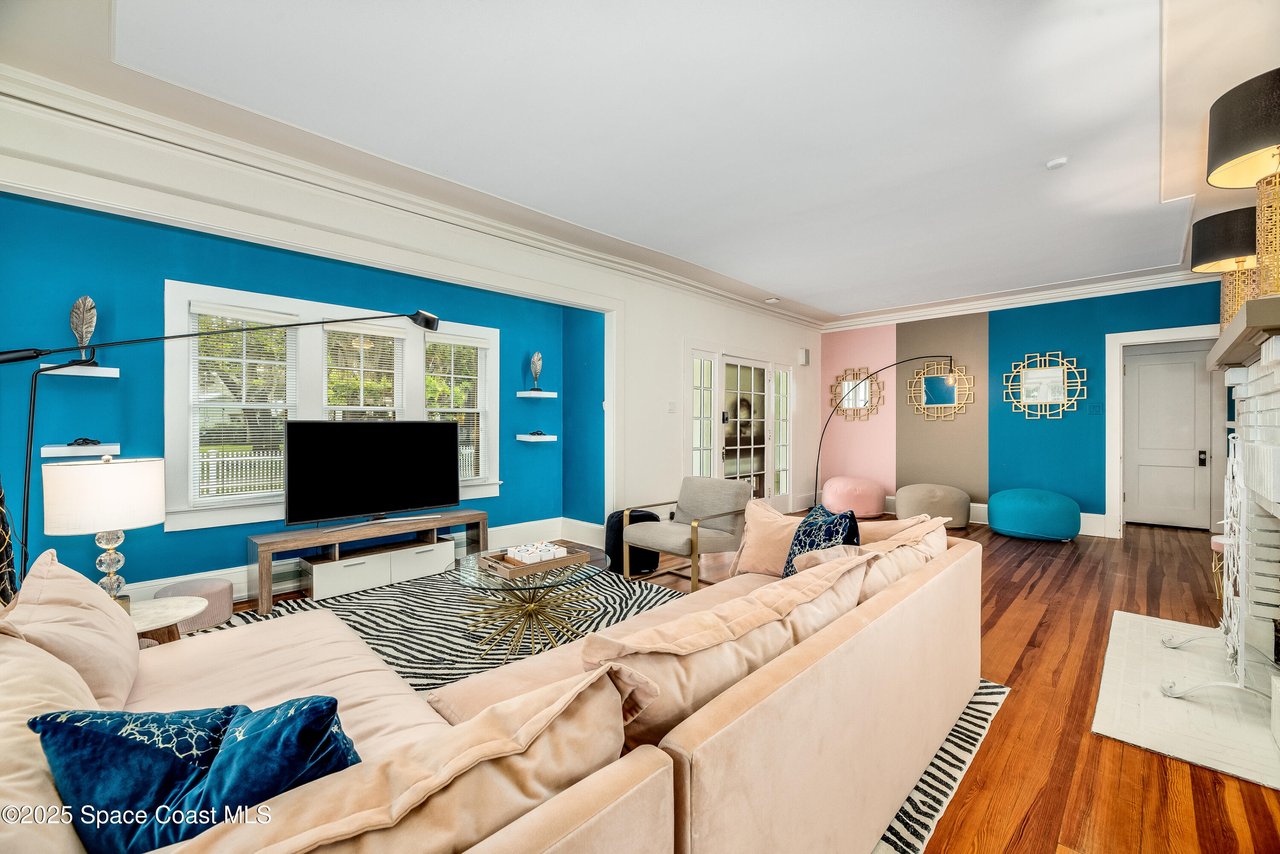 1296 Highland Ave