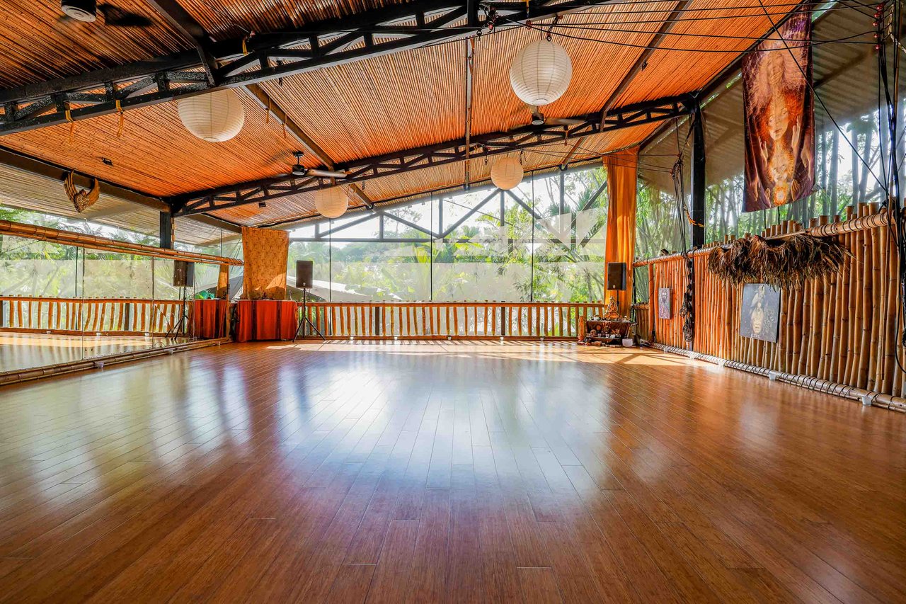 Profitable Business Dominical Yoga Retreat Property with Ocean Views