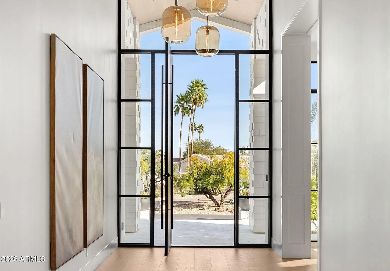 4534 E PEBBLE RIDGE Road