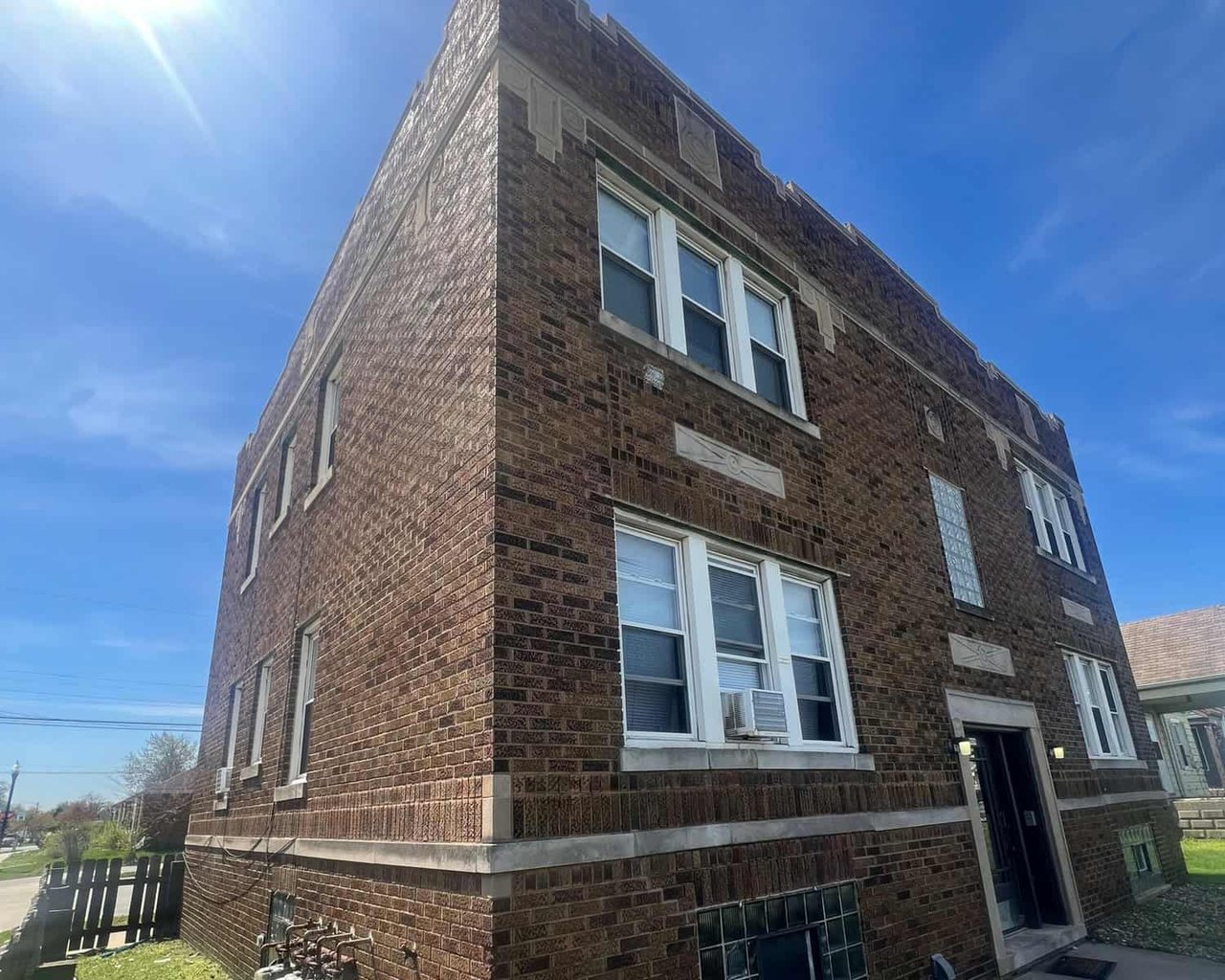 2650 164th Place | Hammond, Indiana