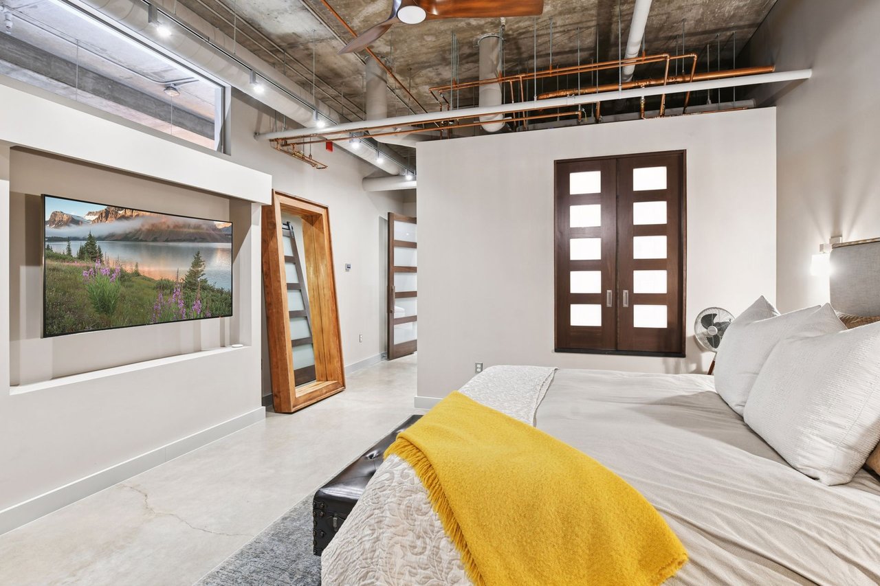 Humboldt Loft | 502 | Mill District