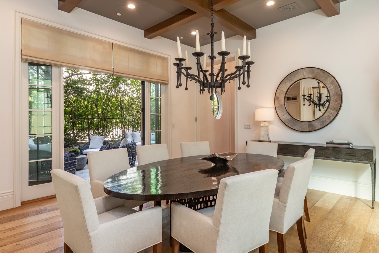 10210 Century Woods Dr, Century City