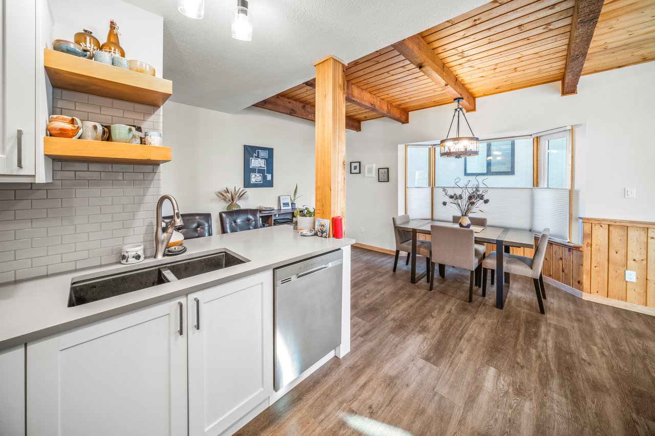 809 5th Street Unit: 3