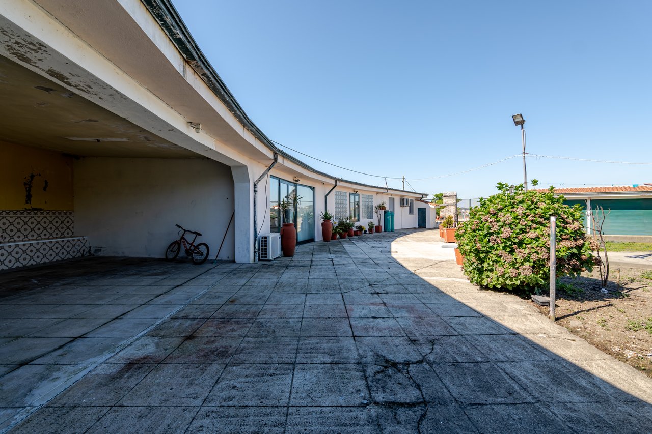 Exceptional Renovated Estate with 4 Residences, Pool & Orchard Near Porto