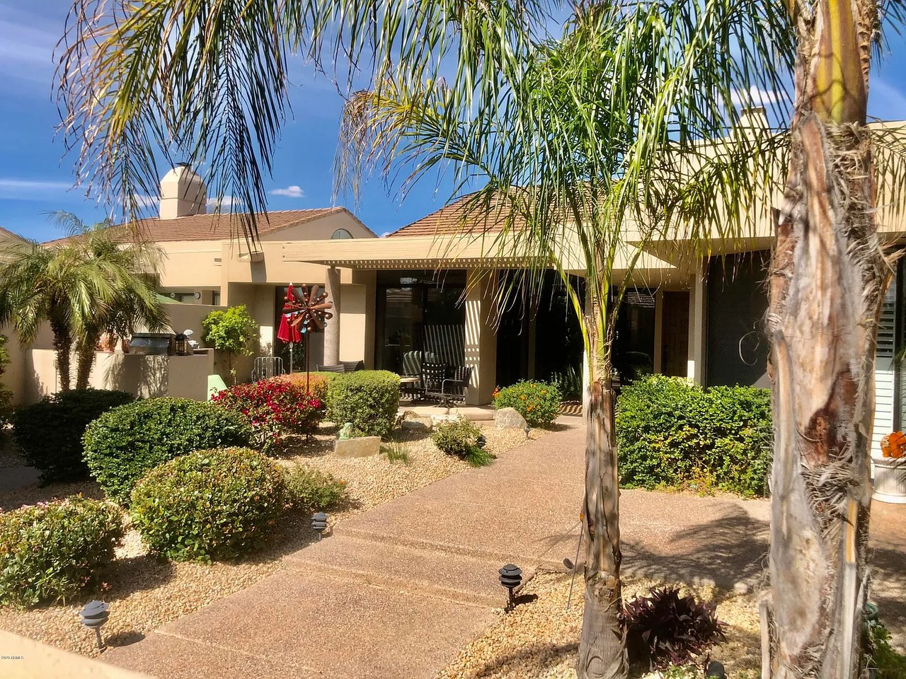 8518 E Vista Bonita Dr