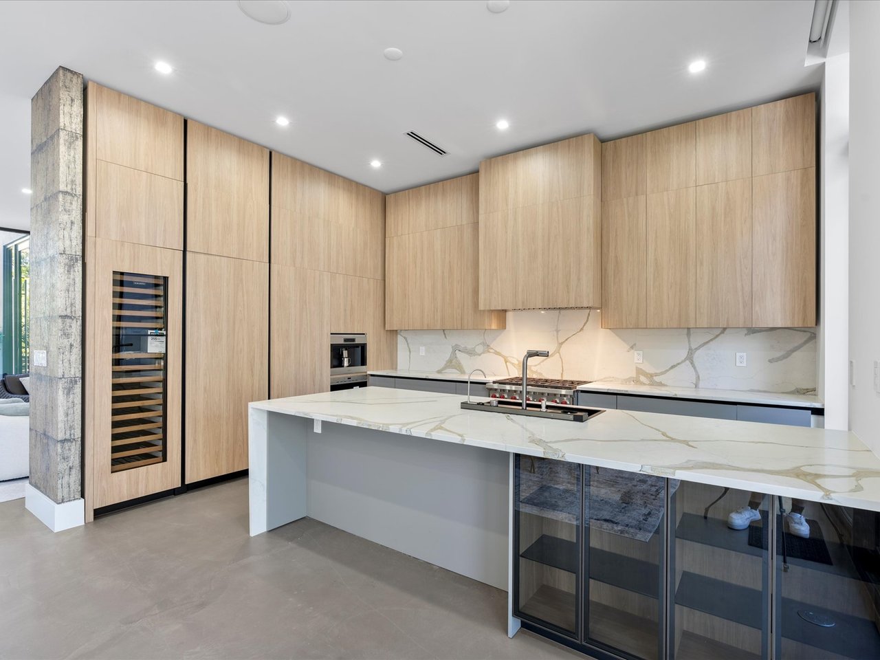 871 NE 83rd Street