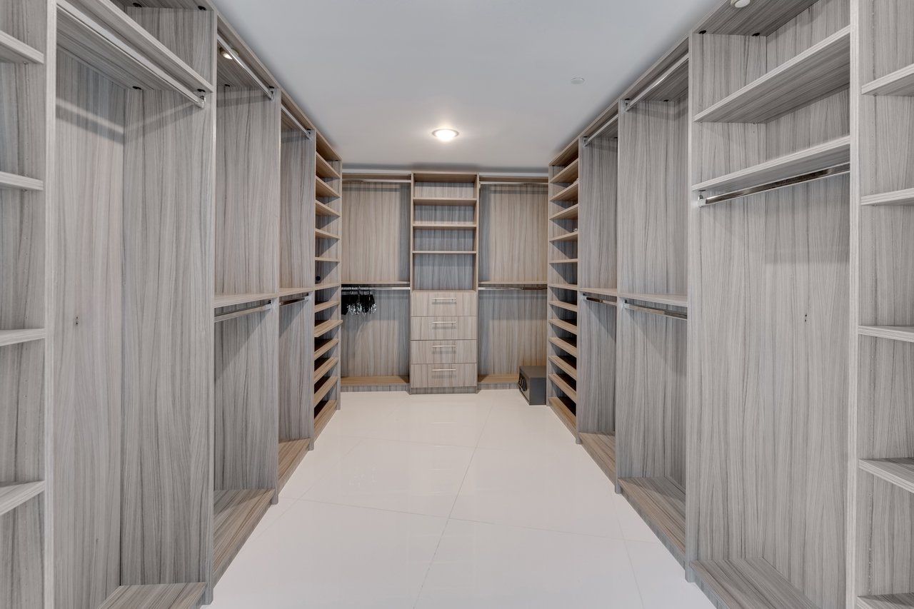 Icon South Beach Off Market | South Of Fifth