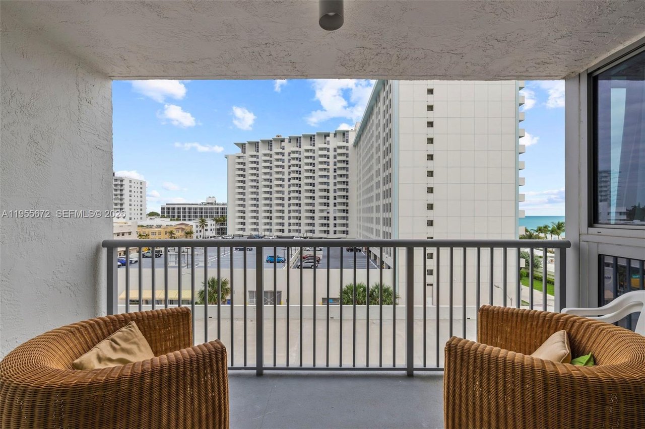 Mirasol Ocean Towers Condo, Unit 707 