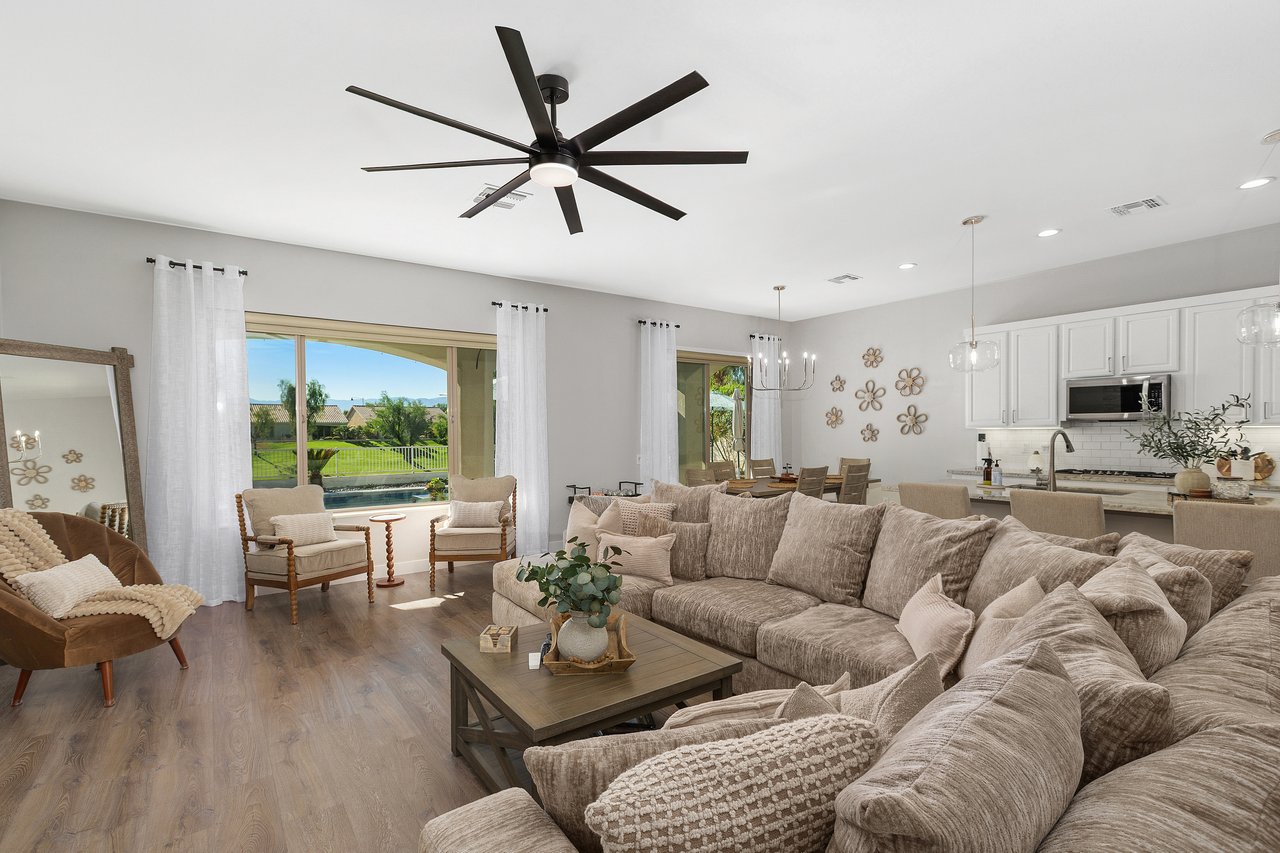 Poolside & Par on San Mateo