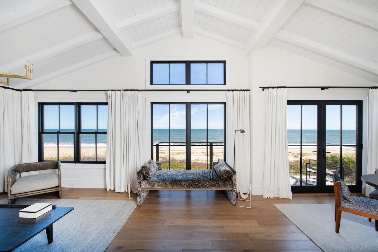 272 Old Montauk Highway, Cottage 1