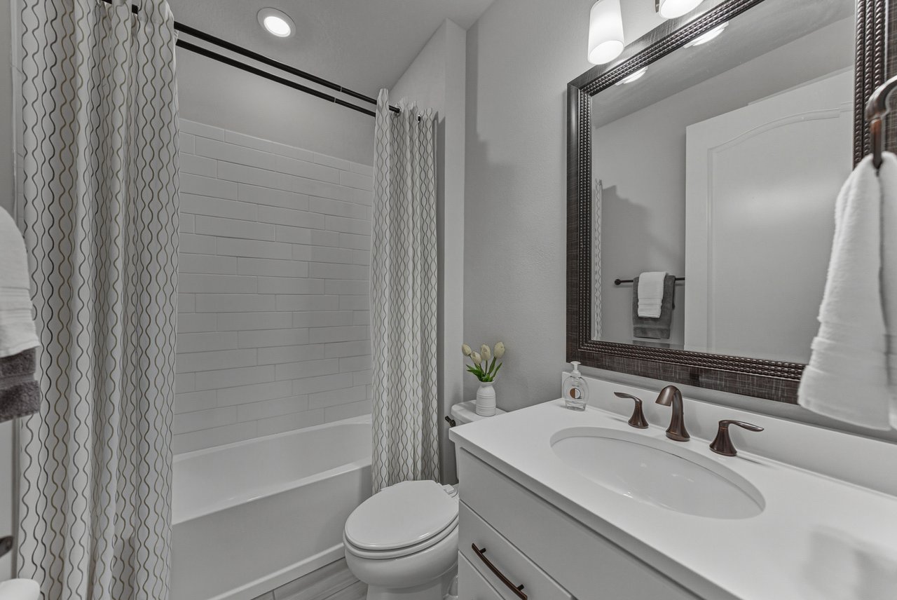 7430 POOL COMPASS LOOP