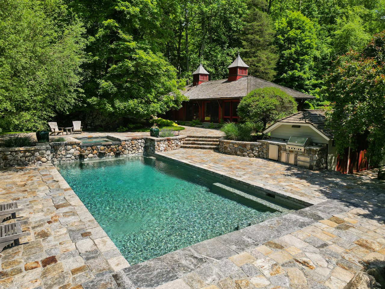 54 Old Stone Hill Road