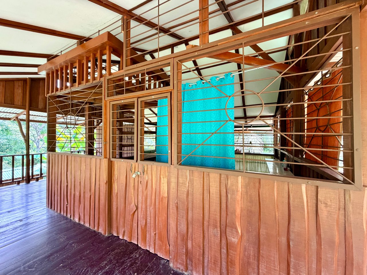 La Unión Road Investment Opportunity - 2.2 Acres with Existing Teak Cabin & River Access 