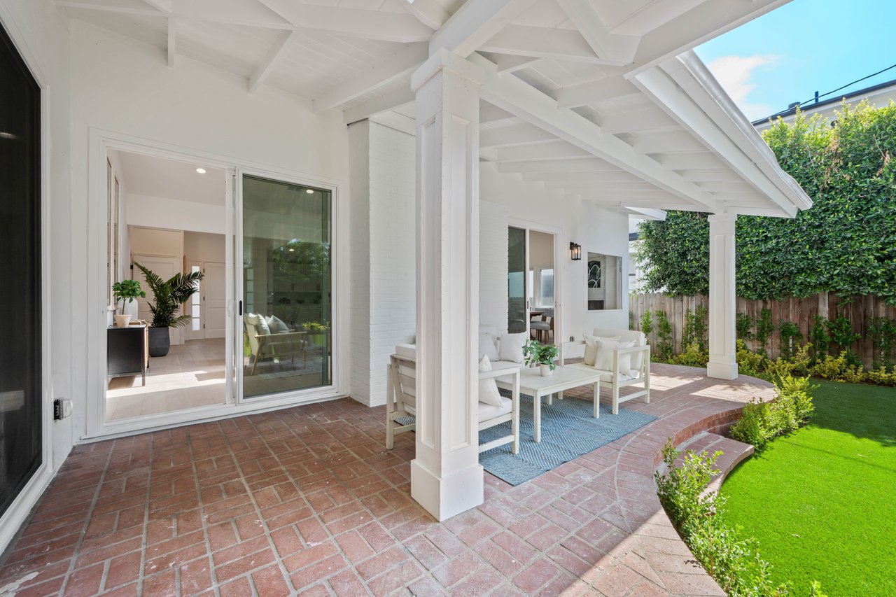 9730 Cresta Drive
