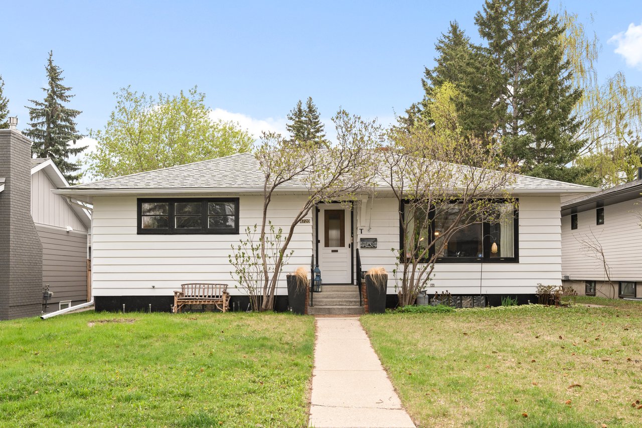 Endless Potential in Elboya | 50' x 120' Lot with Redevelopment or Renovation Opportunity