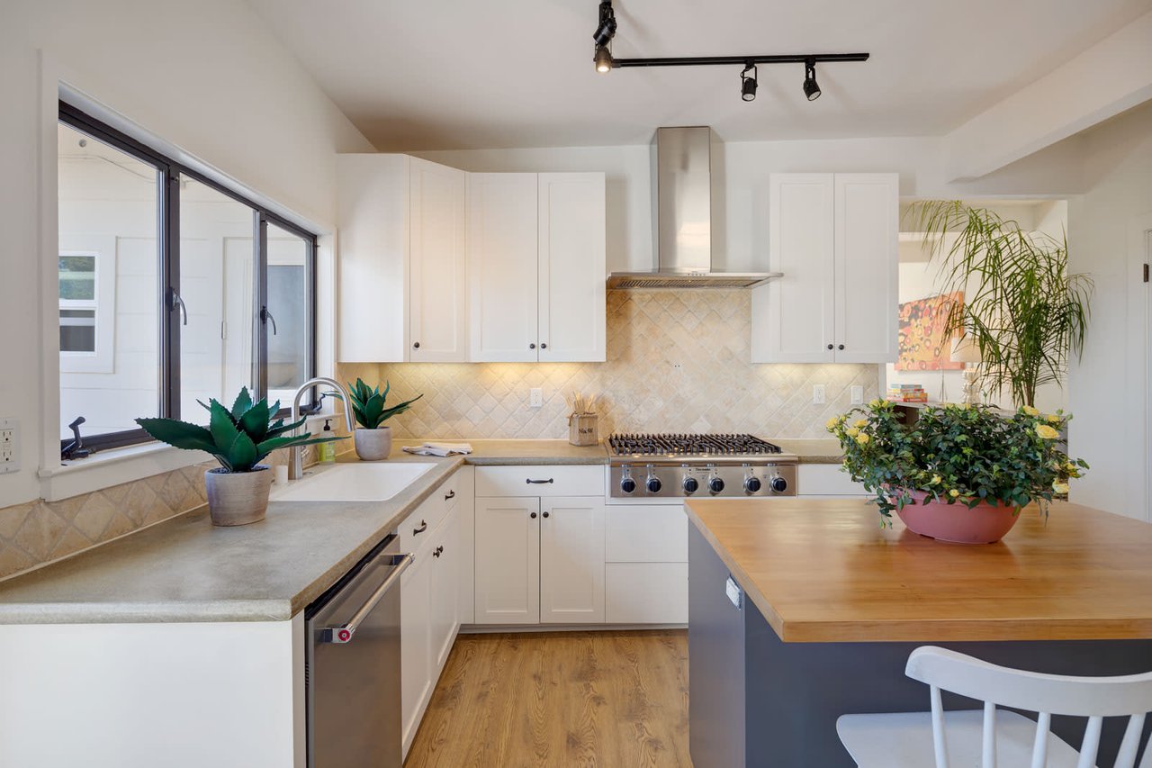 215 Stuyvesant Drive, San Anselmo