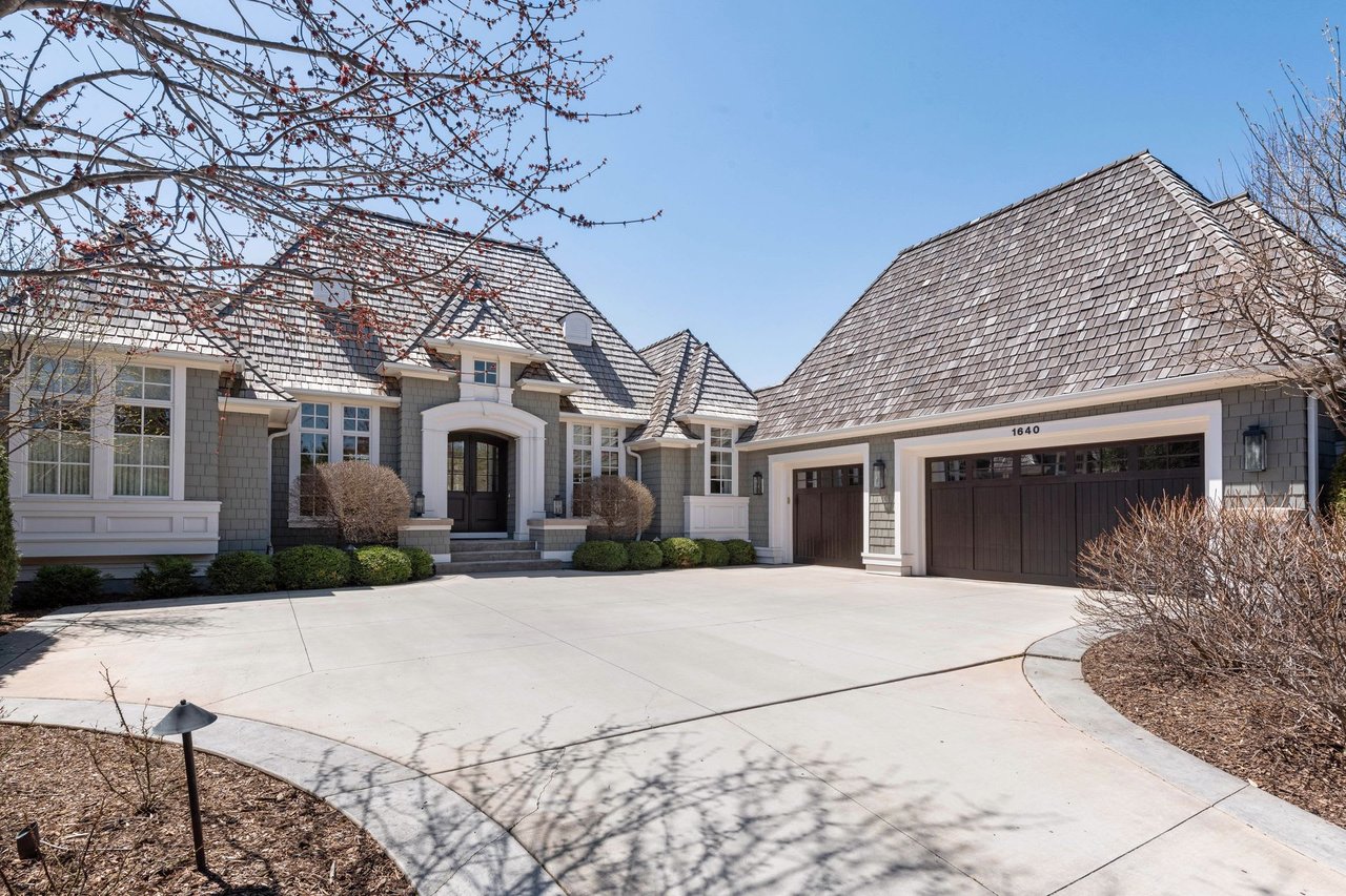 1640 Locust Hills Place, Wayzata