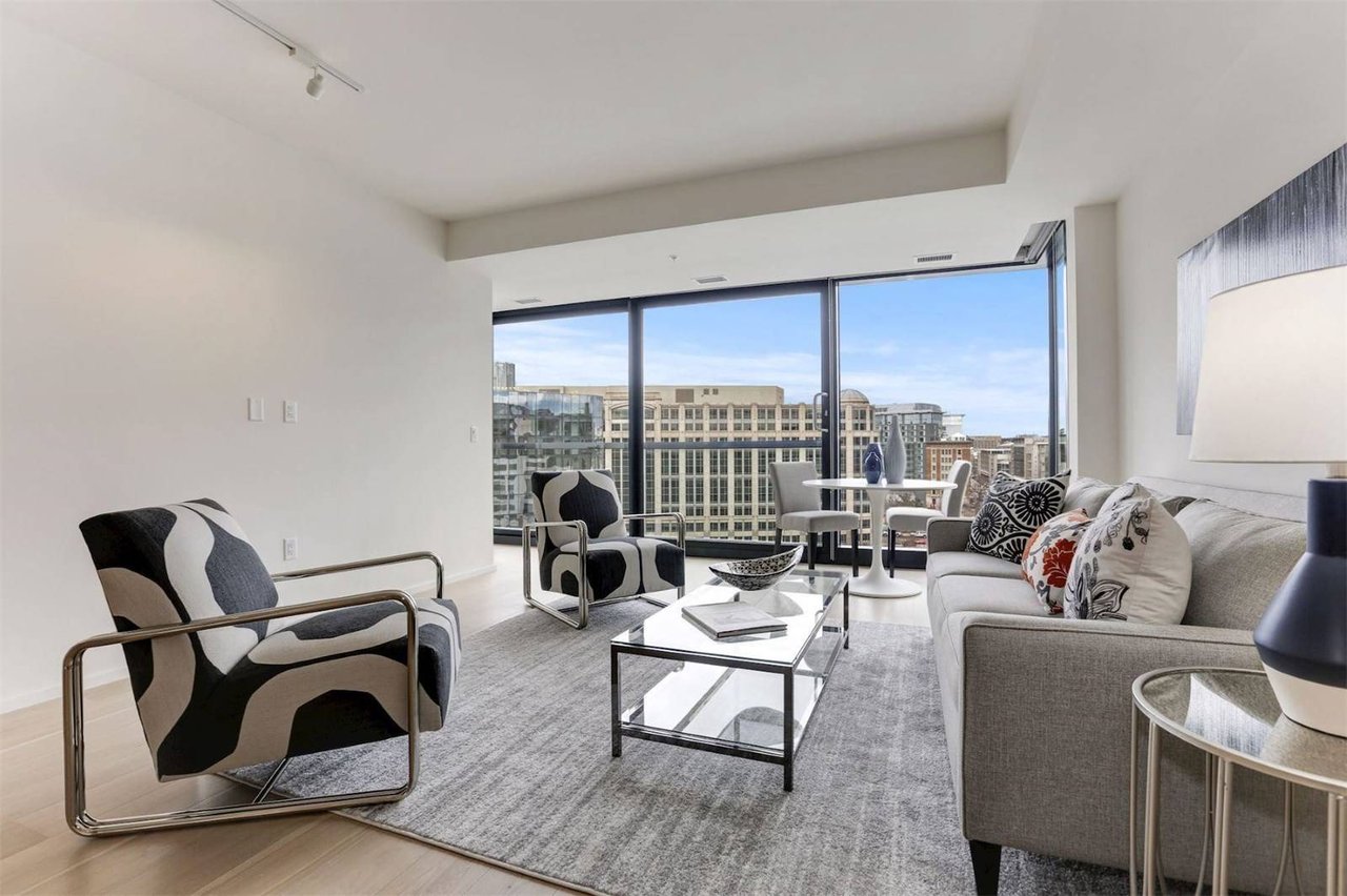 920 I St NW, #1105
