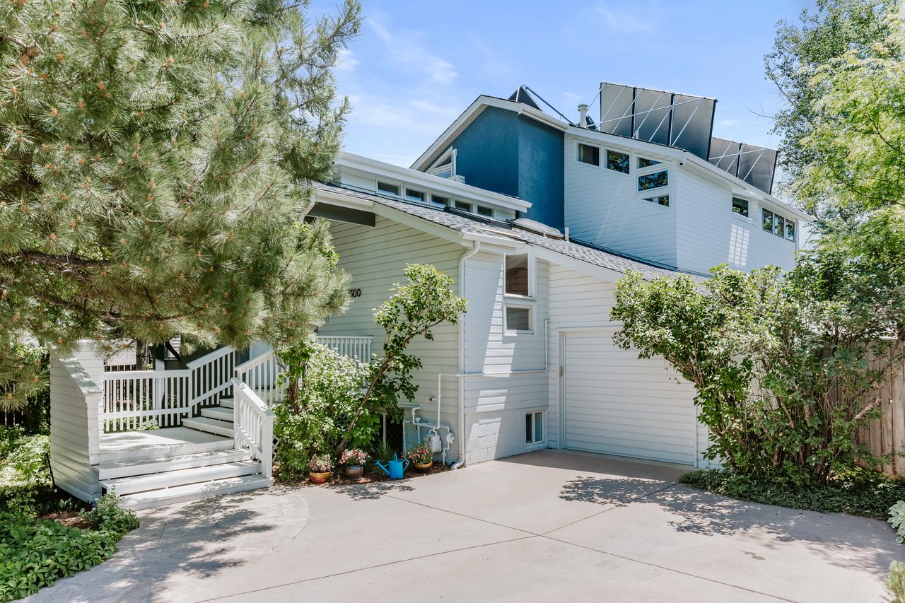 1500 Norwood Avenue