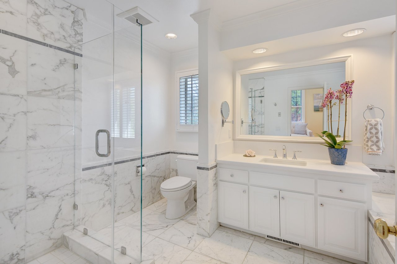 19 Greensburgh Lane, San Anselmo