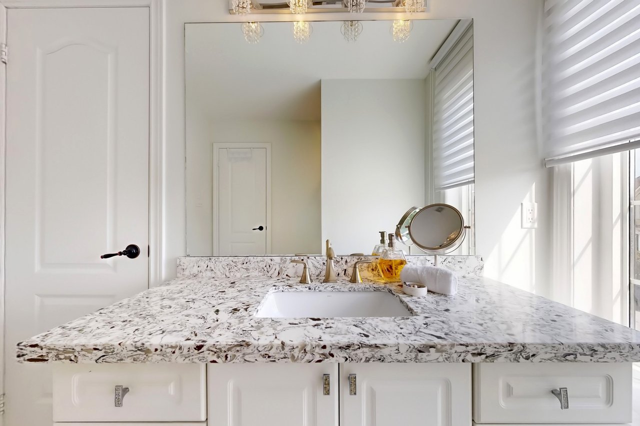 177 Bentoak Crescent