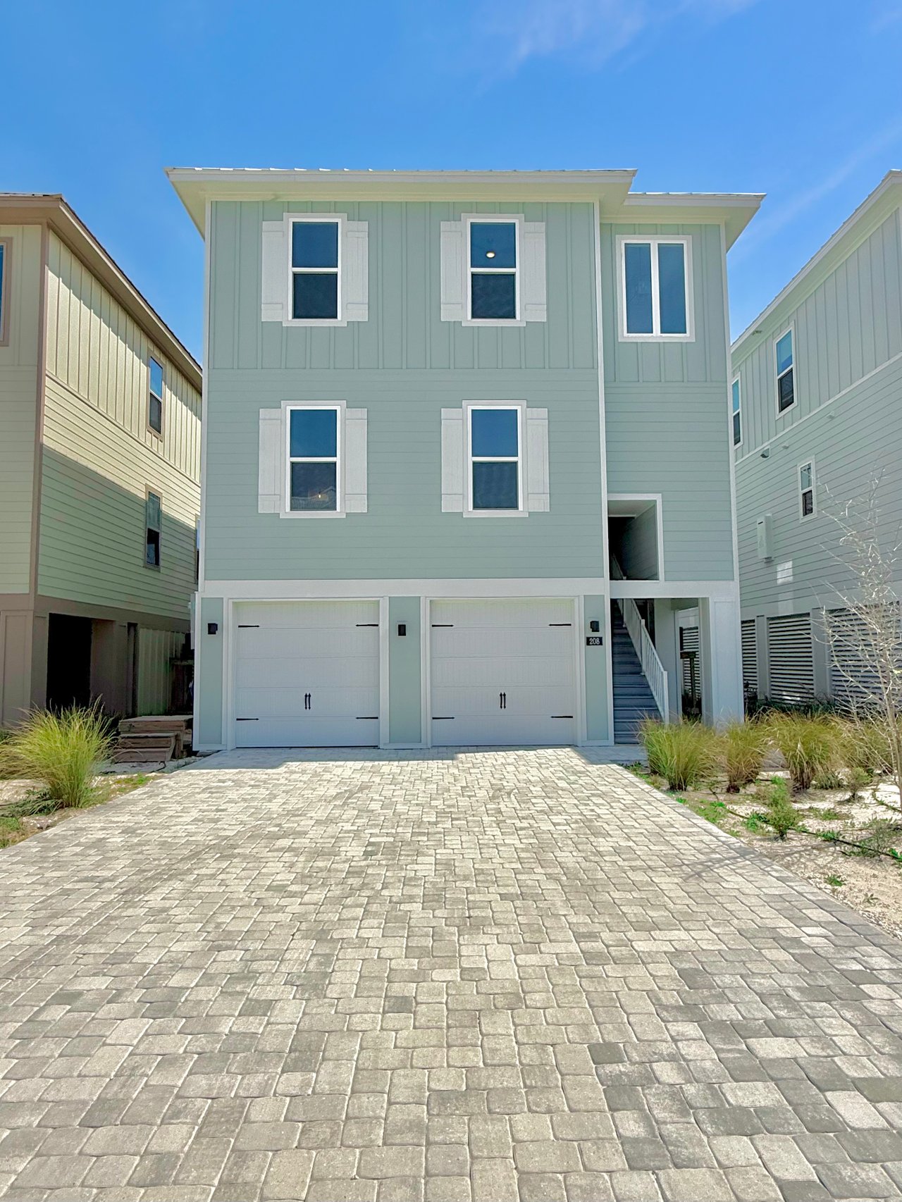 PERDIDO KEY BEACH HOUSE 208 CLIPPER DR 