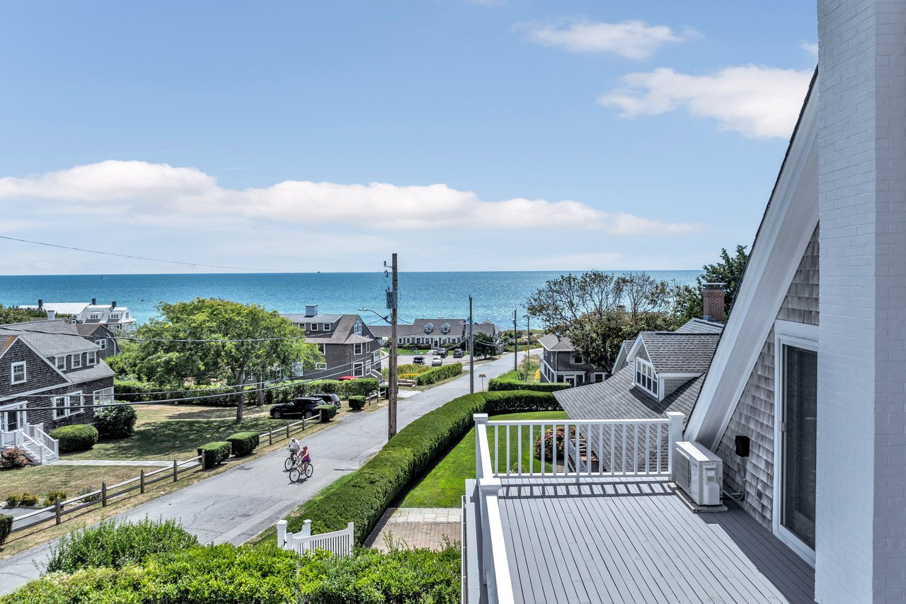 Expansive Water Views in Hyannis Port